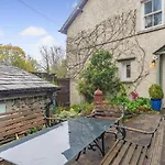 3 Bed In Clappersgate Oc-gl132 * 앰블사이드